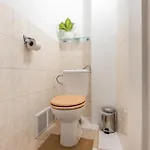 Cozyhome Signature Palisady Apartment
