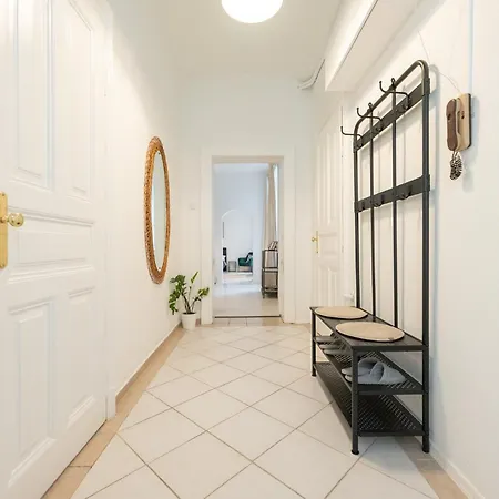 Cozyhome Signature Palisady Apartment Pressburg